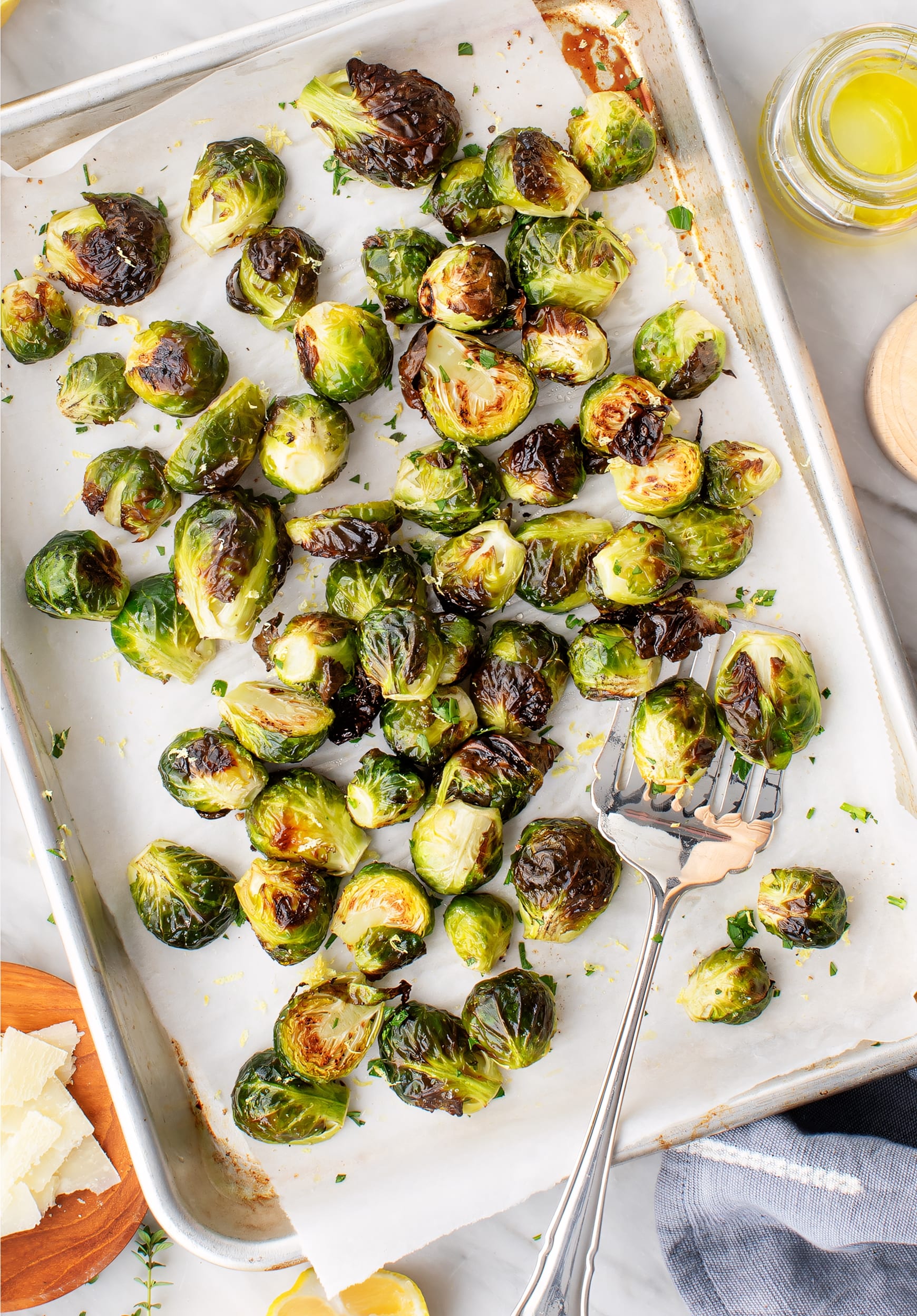 Easy Roasted Brussels Sprouts Recipe: Sweet, Salty & Customizable